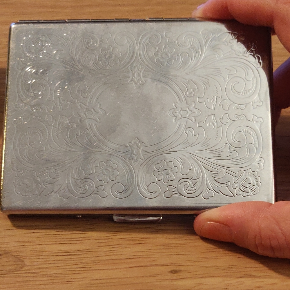 Designed Card Case - Silver - Picture 6 of 7